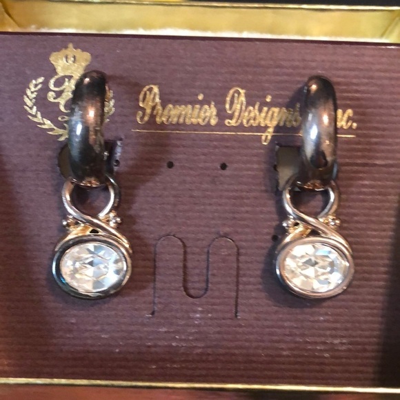 Premier designs vintage rhine stone clip on earrings​ - Picture 1 of 6